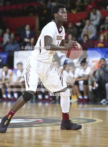 Thumbnail 3 in Mt. Vernon vs. Liverpool (NYSPHSAA Class AA Semifinal) photogallery.