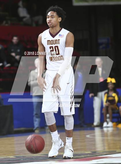 Thumbnail 2 in Mt. Vernon vs. Liverpool (NYSPHSAA Class AA Semifinal) photogallery.