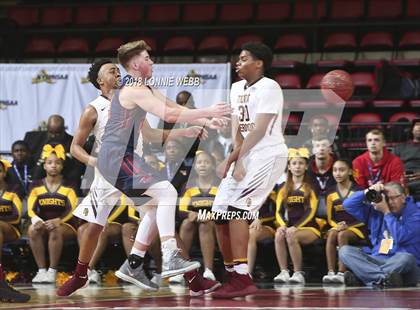 Thumbnail 3 in Mt. Vernon vs. Liverpool (NYSPHSAA Class AA Semifinal) photogallery.