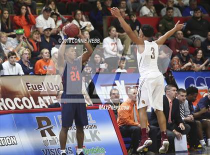 Thumbnail 2 in Mt. Vernon vs. Liverpool (NYSPHSAA Class AA Semifinal) photogallery.