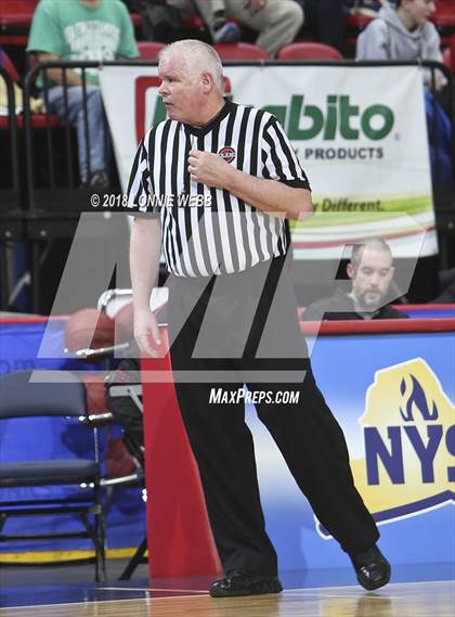Thumbnail 1 in Mt. Vernon vs. Liverpool (NYSPHSAA Class AA Semifinal) photogallery.