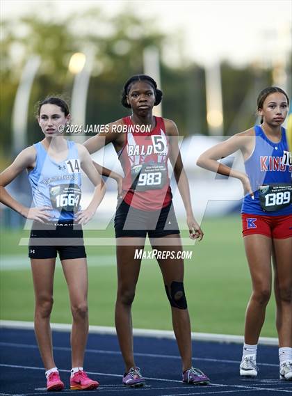 Thumbnail 2 in FHSAA 2A Finals (800 Meter) photogallery.