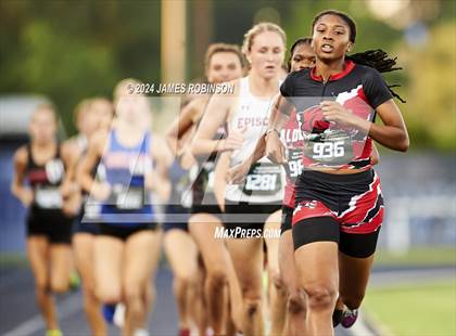 Thumbnail 1 in FHSAA 2A Finals (800 Meter) photogallery.