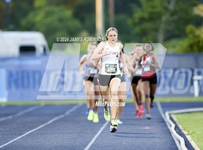 Thumbnail 3 in FHSAA 2A Finals (800 Meter) photogallery.
