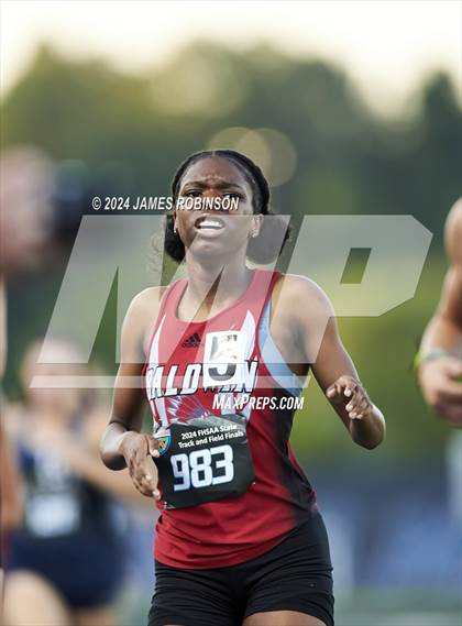 Thumbnail 2 in FHSAA 2A Finals (800 Meter) photogallery.