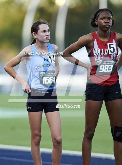 Thumbnail 1 in FHSAA 2A Finals (800 Meter) photogallery.