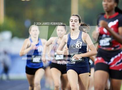 Thumbnail 1 in FHSAA 2A Finals (800 Meter) photogallery.
