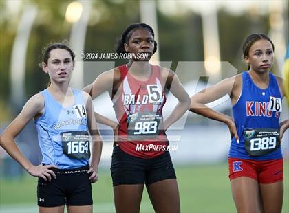 Thumbnail 1 in FHSAA 2A Finals (800 Meter) photogallery.