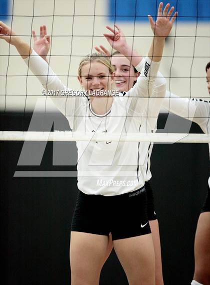 Thumbnail 3 in Amarillo vs Byron Nelson photogallery.