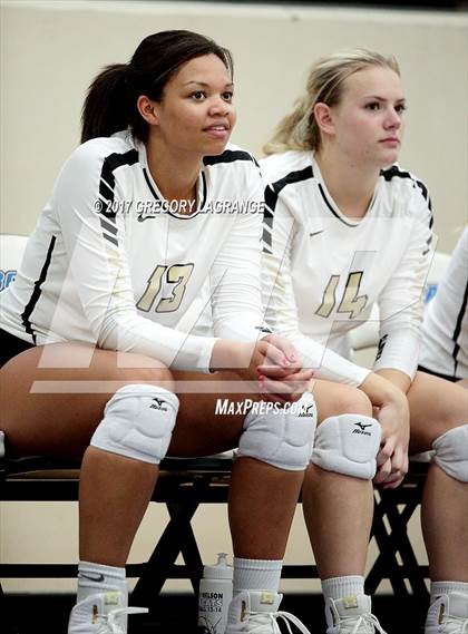 Thumbnail 3 in Amarillo vs Byron Nelson photogallery.