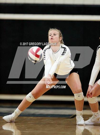 Thumbnail 1 in Amarillo vs Byron Nelson photogallery.