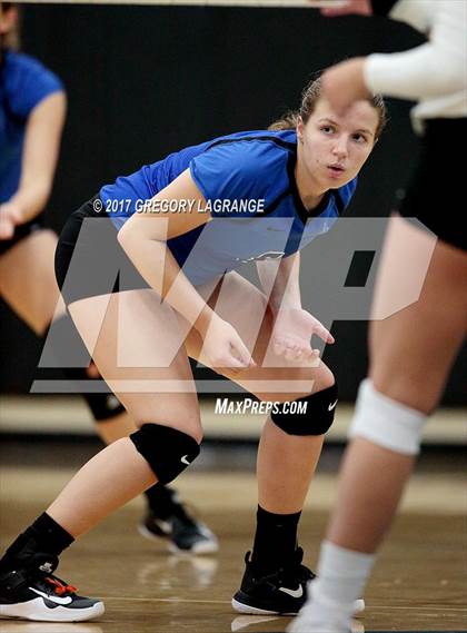 Thumbnail 2 in Amarillo vs Byron Nelson photogallery.