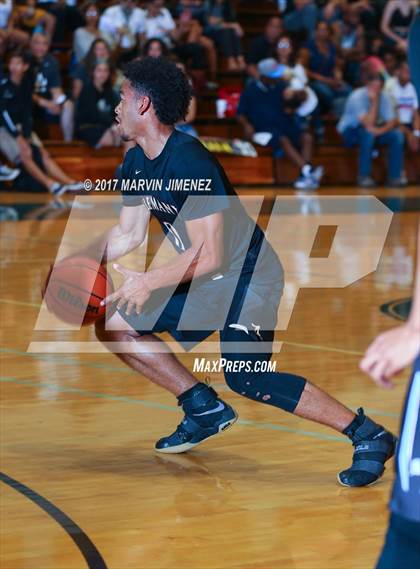 Thumbnail 2 in  East vs West (San Fernando Valley All-Star Game) photogallery.