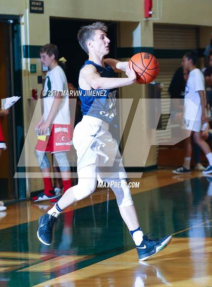 Thumbnail 3 in  East vs West (San Fernando Valley All-Star Game) photogallery.