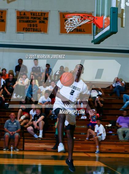 Thumbnail 2 in  East vs West (San Fernando Valley All-Star Game) photogallery.