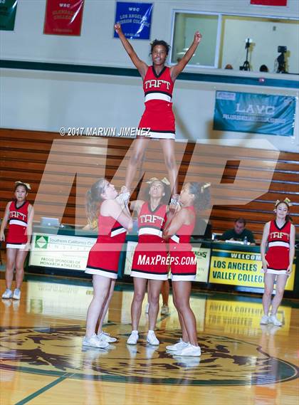 Thumbnail 2 in  East vs West (San Fernando Valley All-Star Game) photogallery.