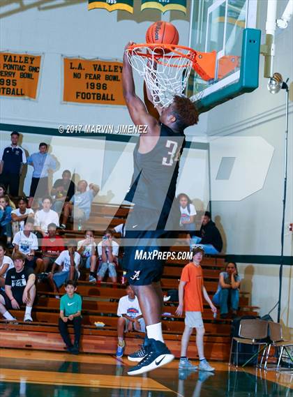 Thumbnail 2 in  East vs West (San Fernando Valley All-Star Game) photogallery.