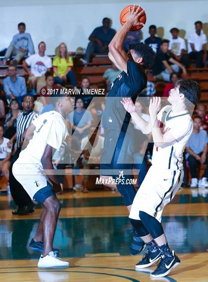 Thumbnail 2 in  East vs West (San Fernando Valley All-Star Game) photogallery.