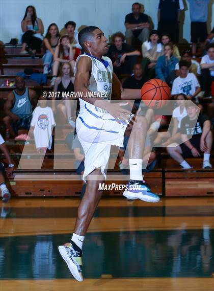 Thumbnail 2 in  East vs West (San Fernando Valley All-Star Game) photogallery.