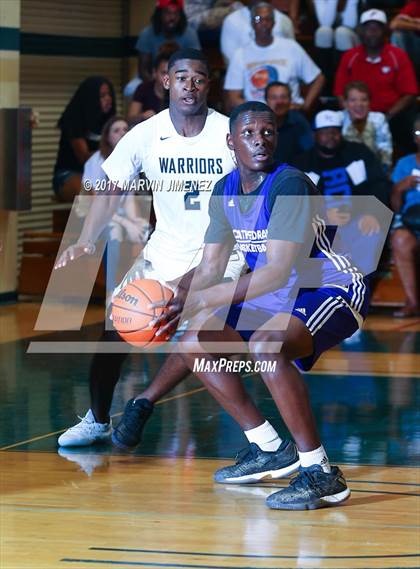 Thumbnail 1 in  East vs West (San Fernando Valley All-Star Game) photogallery.