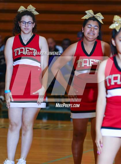 Thumbnail 2 in  East vs West (San Fernando Valley All-Star Game) photogallery.