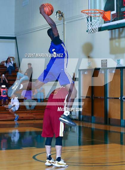 Thumbnail 3 in  East vs West (San Fernando Valley All-Star Game) photogallery.