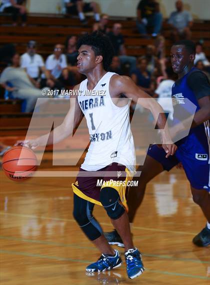 Thumbnail 1 in  East vs West (San Fernando Valley All-Star Game) photogallery.