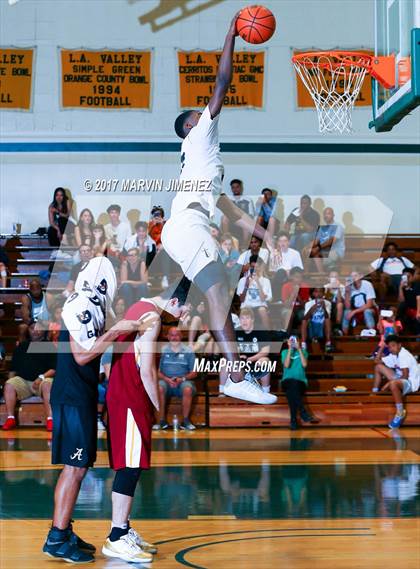 Thumbnail 3 in  East vs West (San Fernando Valley All-Star Game) photogallery.