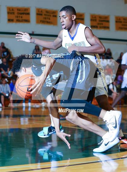 Thumbnail 2 in  East vs West (San Fernando Valley All-Star Game) photogallery.