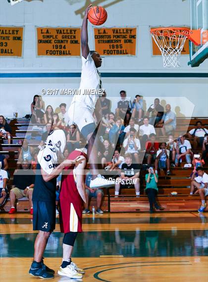 Thumbnail 2 in  East vs West (San Fernando Valley All-Star Game) photogallery.