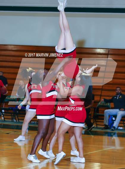 Thumbnail 3 in  East vs West (San Fernando Valley All-Star Game) photogallery.