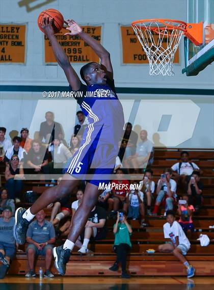 Thumbnail 2 in  East vs West (San Fernando Valley All-Star Game) photogallery.