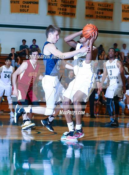 Thumbnail 2 in  East vs West (San Fernando Valley All-Star Game) photogallery.