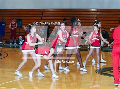 Thumbnail 3 in  East vs West (San Fernando Valley All-Star Game) photogallery.
