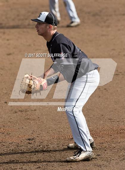 Thumbnail 1 in Sisters @ Sutherlin photogallery.