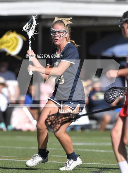 Thumbnail 2 in Vista Murrieta @ Village Christian (CIF-SS D3 Final) photogallery.