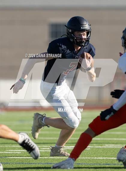 Thumbnail 1 in Seven Lakes @ Tompkins (White) photogallery.