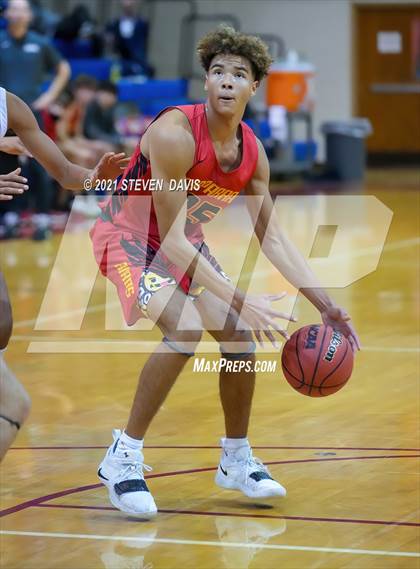 Thumbnail 3 in Chaparral vs Broken Arrow photogallery.