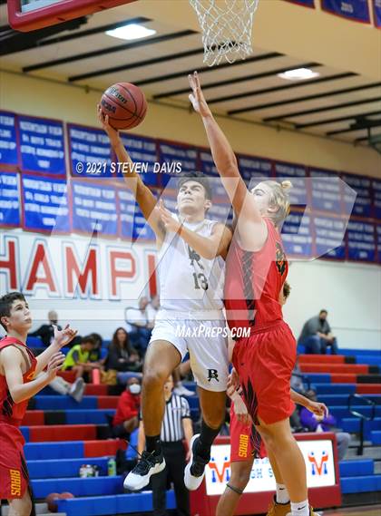 Thumbnail 2 in Chaparral vs Broken Arrow photogallery.