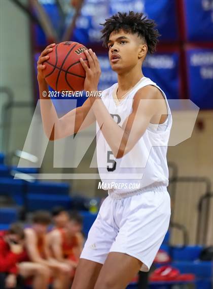 Thumbnail 3 in Chaparral vs Broken Arrow photogallery.