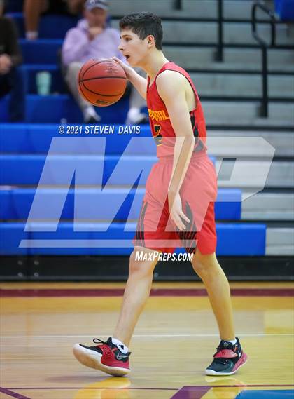 Thumbnail 1 in Chaparral vs Broken Arrow photogallery.