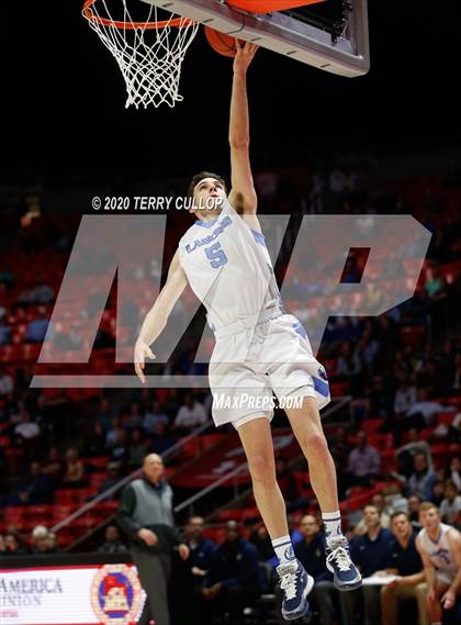 Thumbnail 3 in Pleasant Grove vs. Layton (UHSAA 6A Quarterfinal) photogallery.