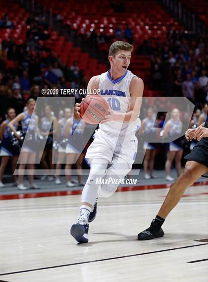 Thumbnail 2 in Pleasant Grove vs. Layton (UHSAA 6A Quarterfinal) photogallery.