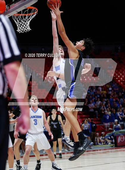 Thumbnail 2 in Pleasant Grove vs. Layton (UHSAA 6A Quarterfinal) photogallery.