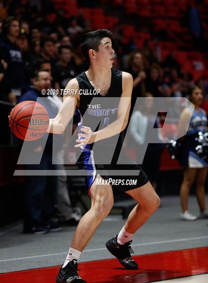 Thumbnail 2 in Pleasant Grove vs. Layton (UHSAA 6A Quarterfinal) photogallery.