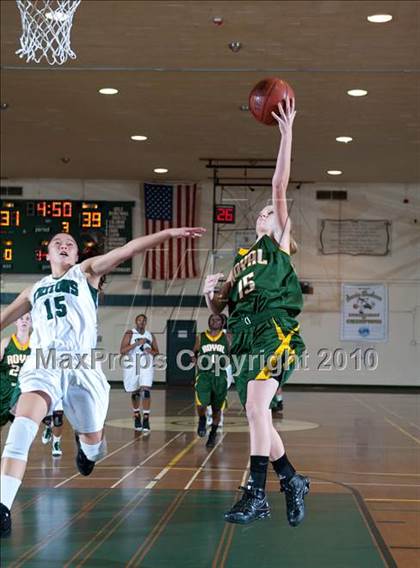 Thumbnail 3 in Royal vs. Pacifica (Santa Barbara Tournament of Champions) photogallery.