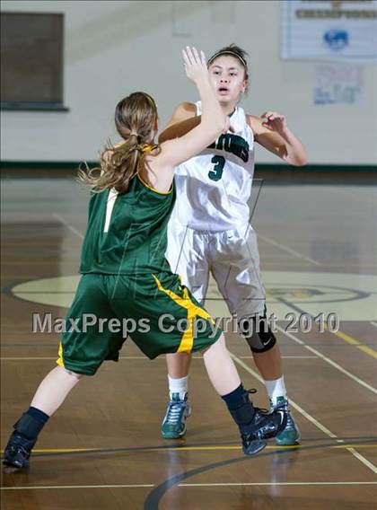 Thumbnail 3 in Royal vs. Pacifica (Santa Barbara Tournament of Champions) photogallery.