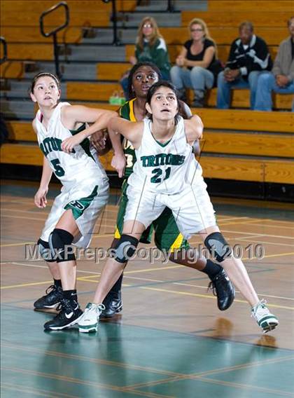 Thumbnail 1 in Royal vs. Pacifica (Santa Barbara Tournament of Champions) photogallery.