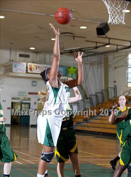 Thumbnail 3 in Royal vs. Pacifica (Santa Barbara Tournament of Champions) photogallery.