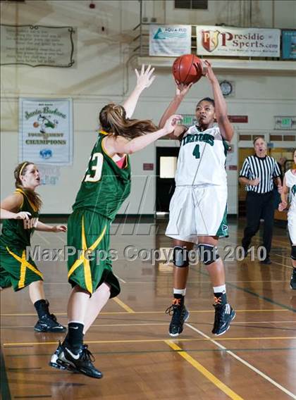 Thumbnail 2 in Royal vs. Pacifica (Santa Barbara Tournament of Champions) photogallery.